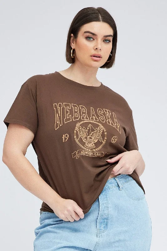 Brown Graphic T-shirt Short Sleeve Crew Neck