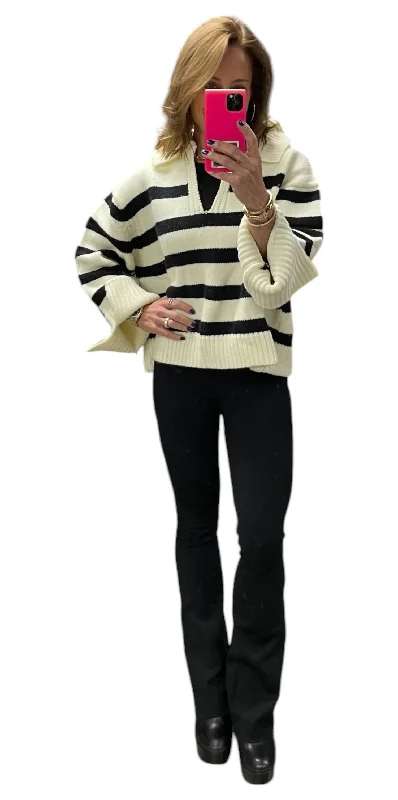 Frankie Turn Down Collar Striped Knit Sweater In Black/white